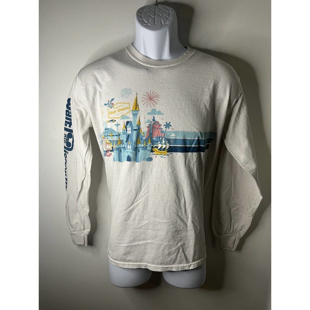 Walt Disney World Disney Parks Long Sleeve Magic Kingdom Shirt Size Medium